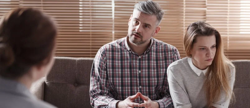 How to handle a situation like divorce